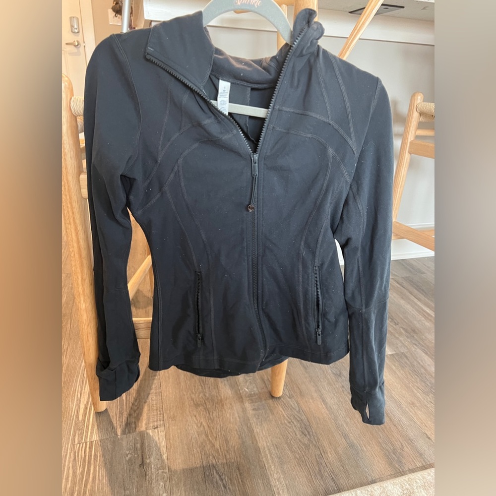 Lululemon define jacket size 6